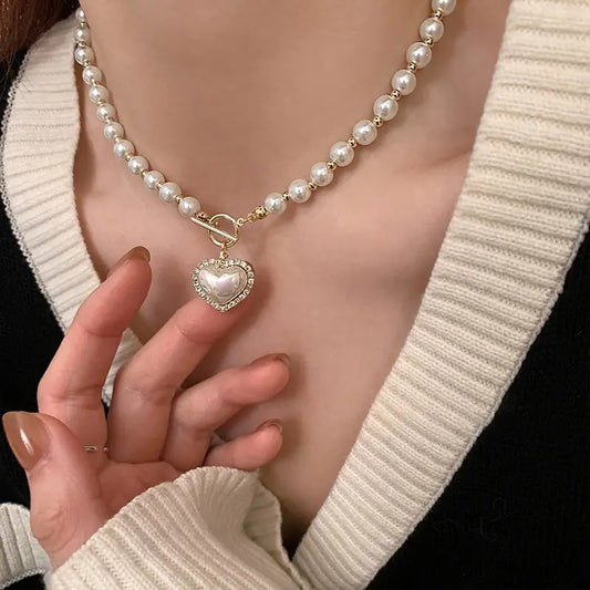 Graceful Heart Pearl Necklace