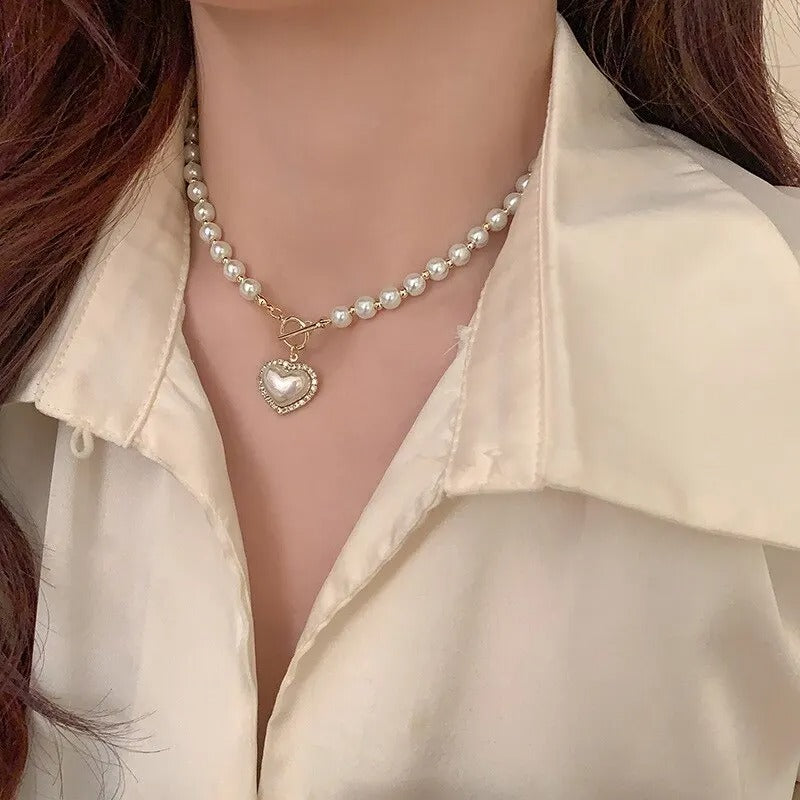 Graceful Heart Pearl Necklace