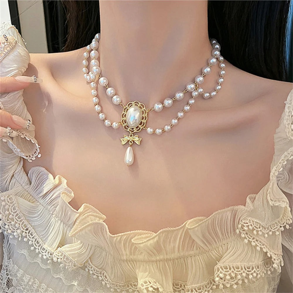 Vintage Pearl Bowknot Choker